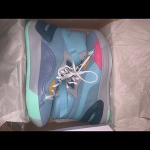 Men 10.5 Puma sky modern easter
